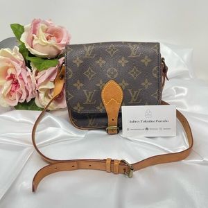 LOUIS VUITTON CARTOUCHIERE PM